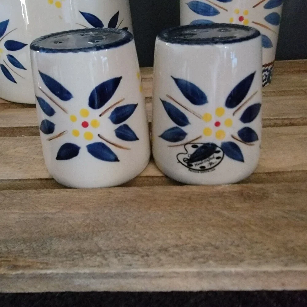 Temptation Old World‎ Pitcher Salt Pepper Creamer Spreader Garlic Keeper Flower